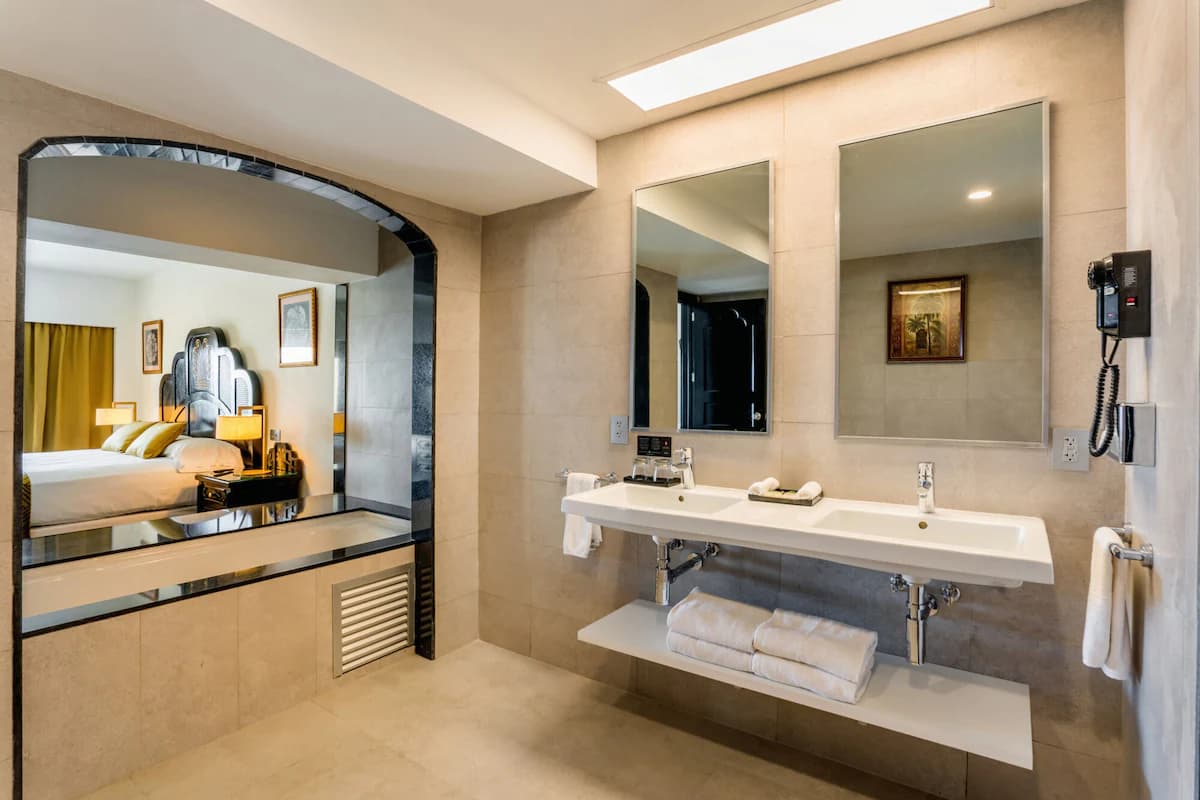 Hotel Riu Vallarta - Image 9
