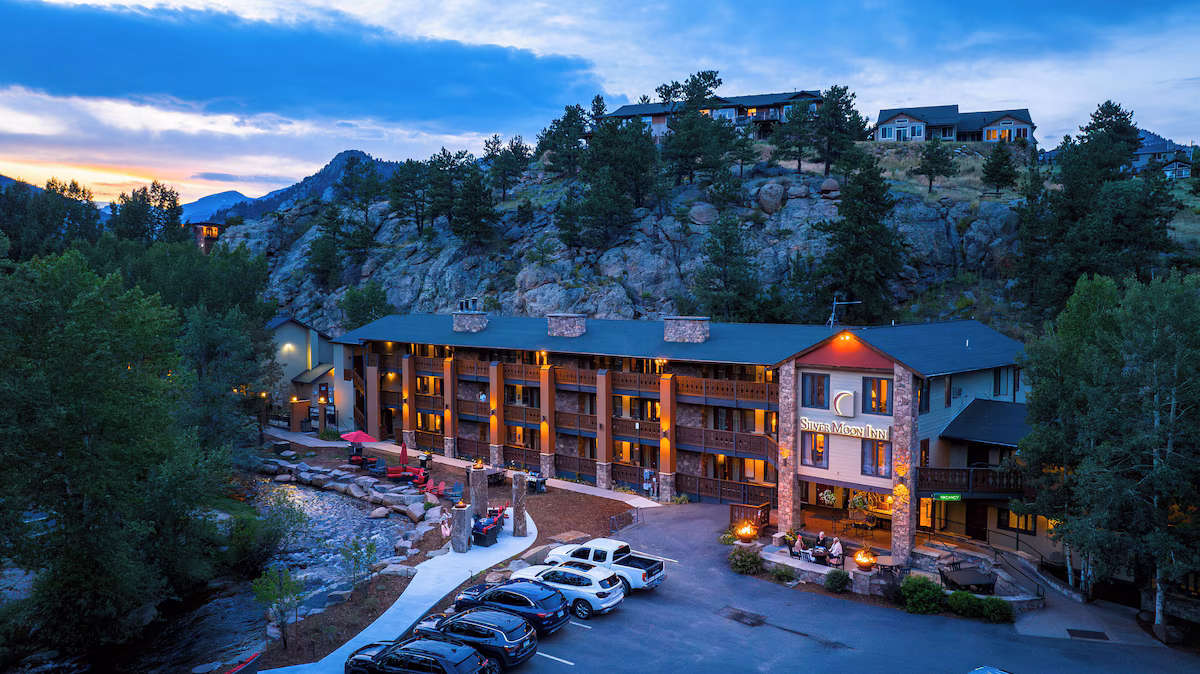 Silver Moon Inn - Image 10