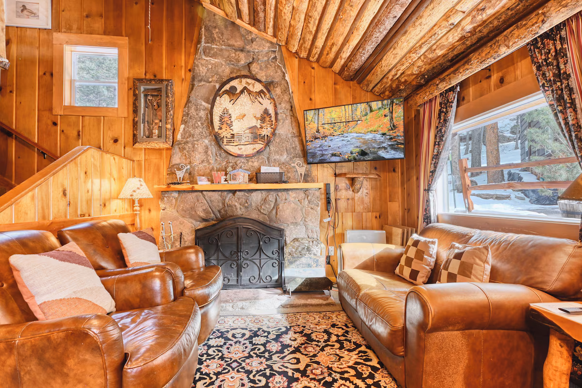 Pine Haven Resort - Image 2