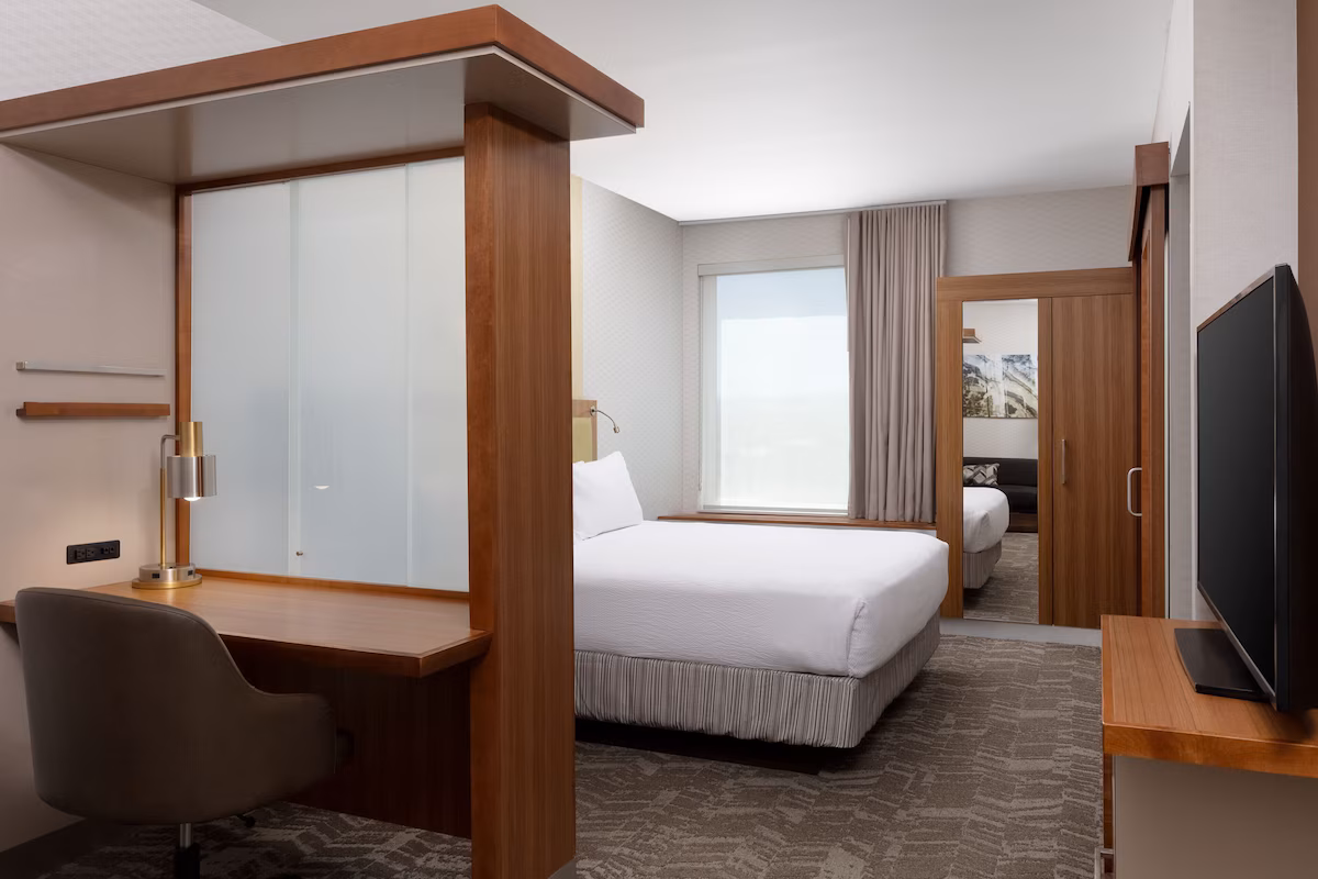 SpringHill Suites by Marriott Grand Junction Downtown/Historic Main St. - Image 7