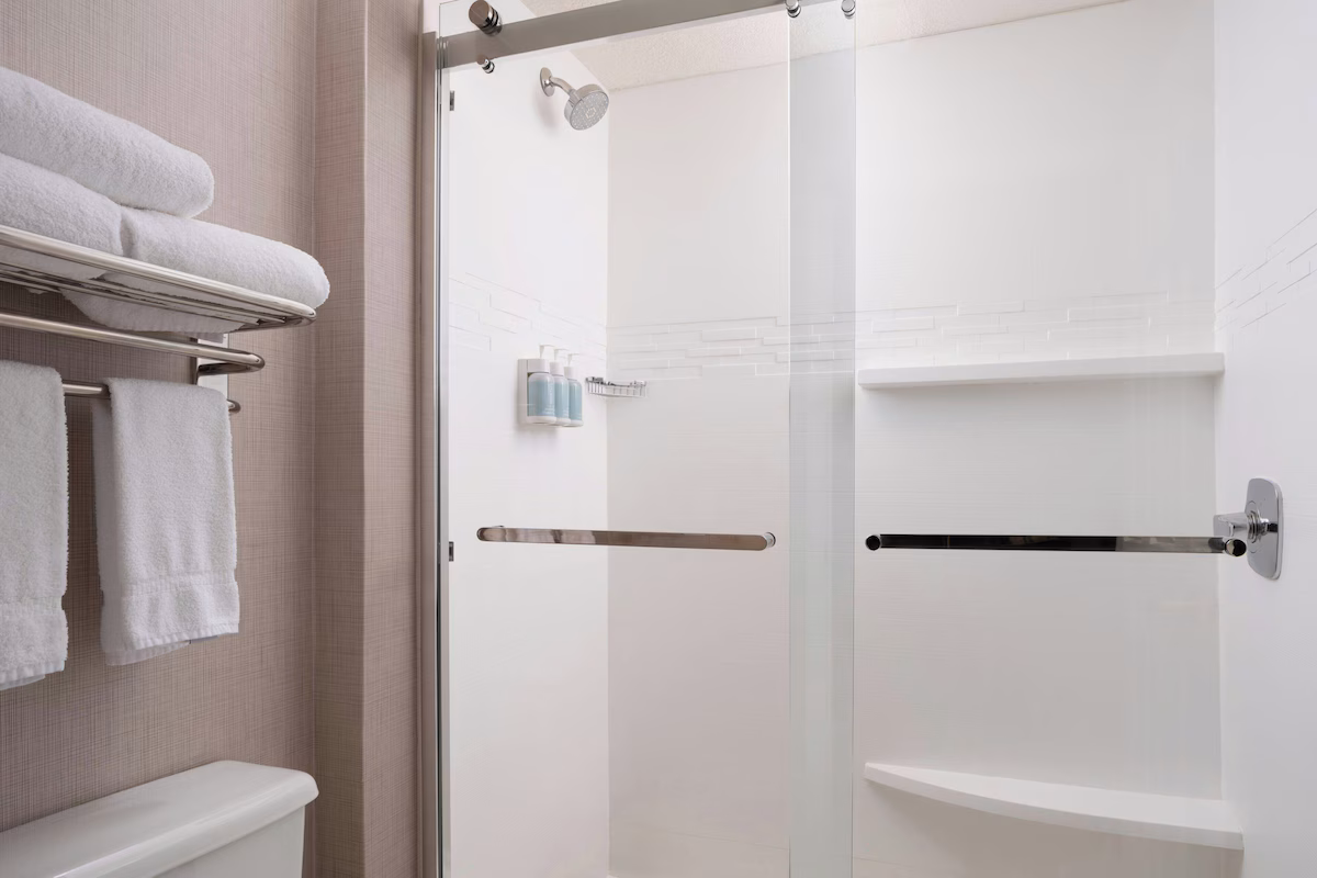Residence Inn by Marriott Fort Collins - Image 8