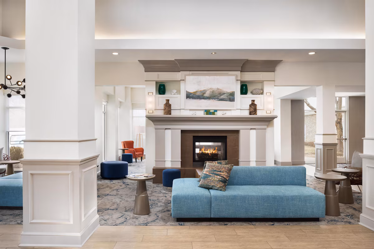 Hilton Garden Inn Fort Collins - Image 2