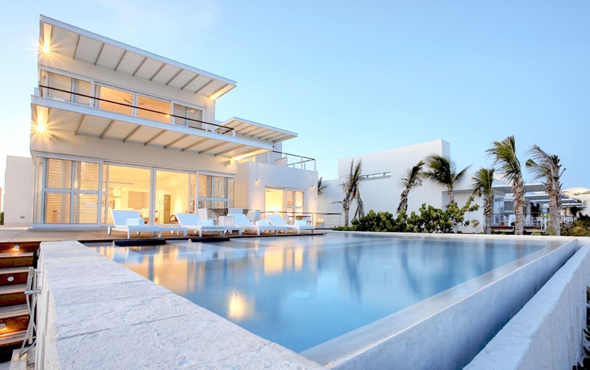 Blue Diamond Wellness Resort - Image 1