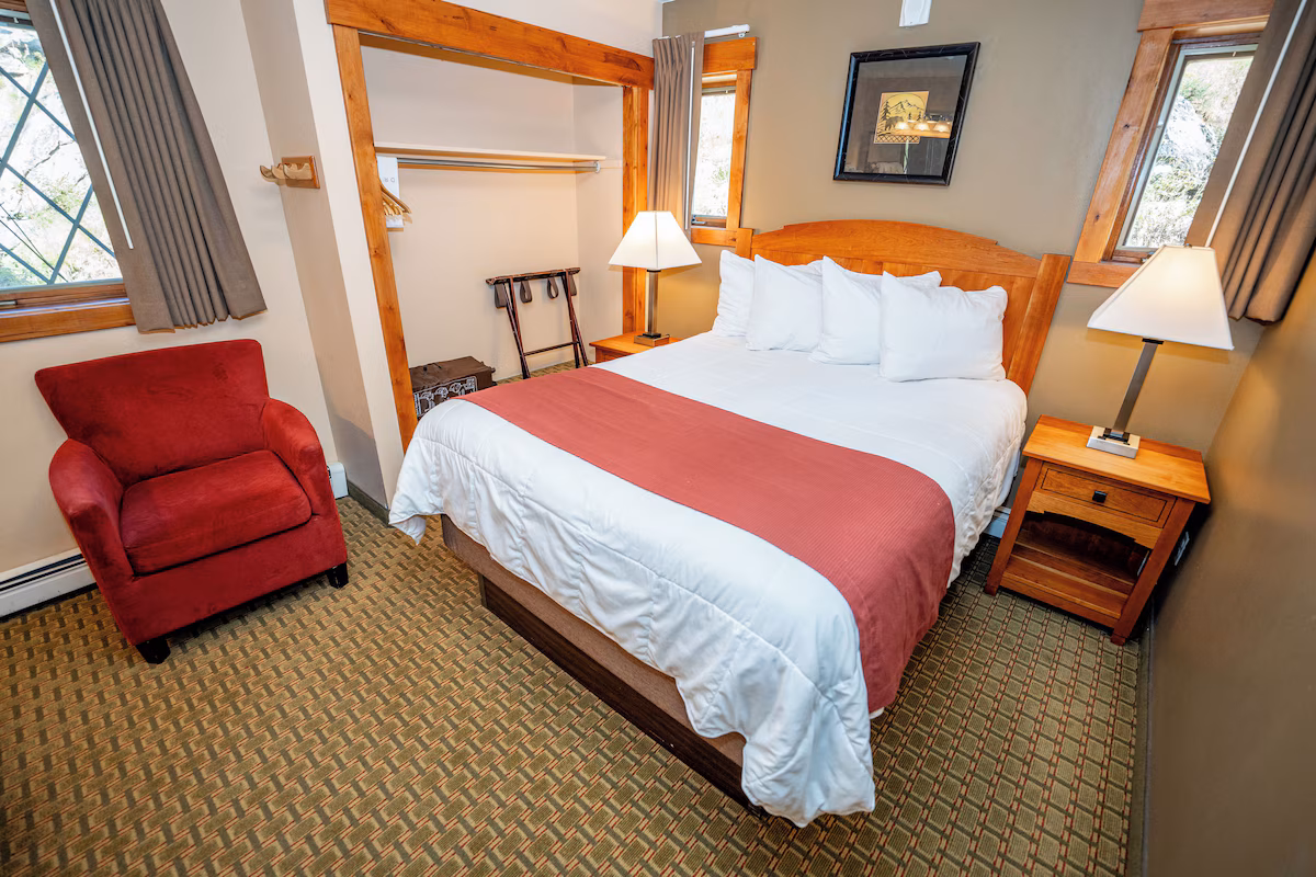 Silver Moon Inn - Image 4