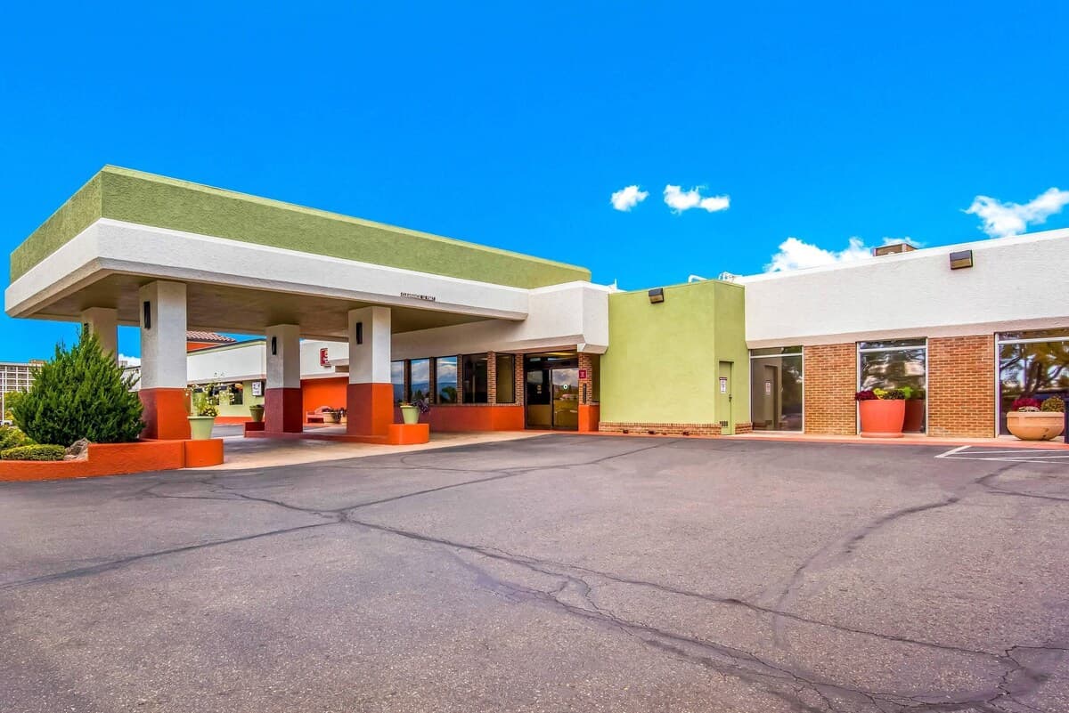 Clarion Inn Grand Junction - Image 1