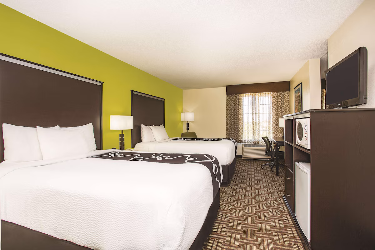 La Quinta Inn & Suites by Wyndham Fruita - Image 7