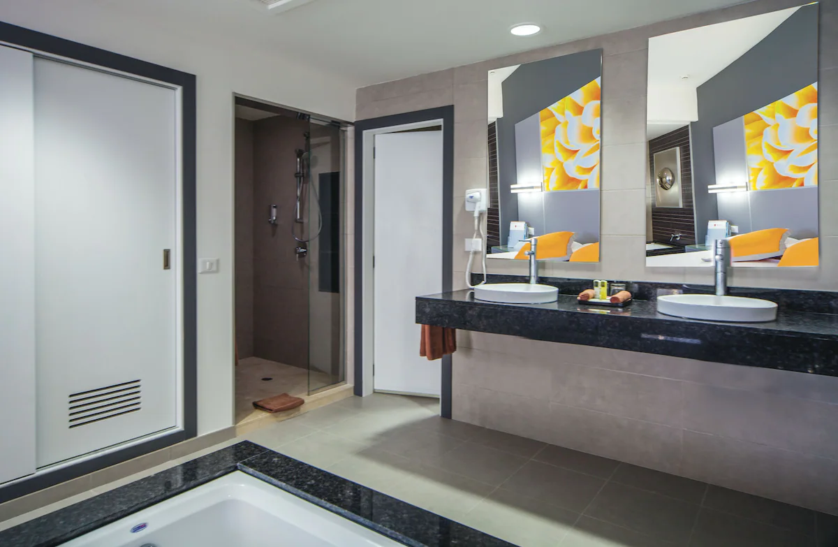 Hotel Riu Cancun - Image 6