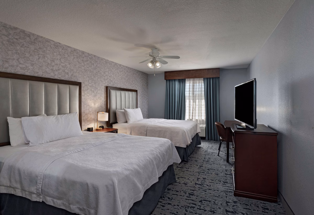 Homewood Suites by Hilton Fort Collins - Image 8