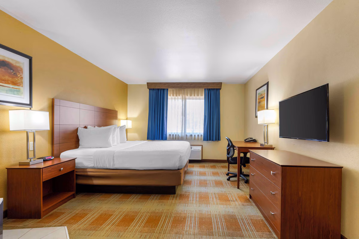Best Western Kiva Inn - Image 6