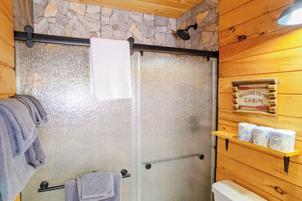 Nicky's Resort - Image 9