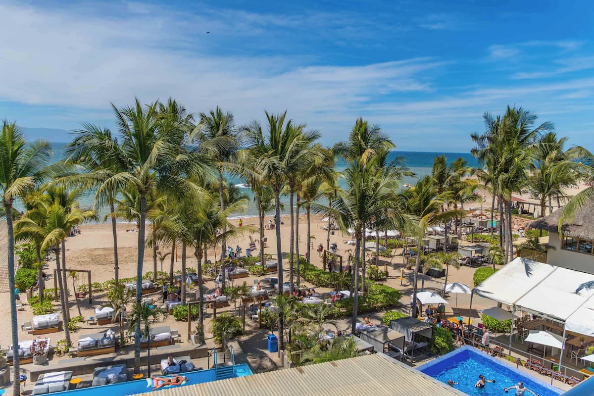 Hotel Friendly Fun Vallarta - Image 9