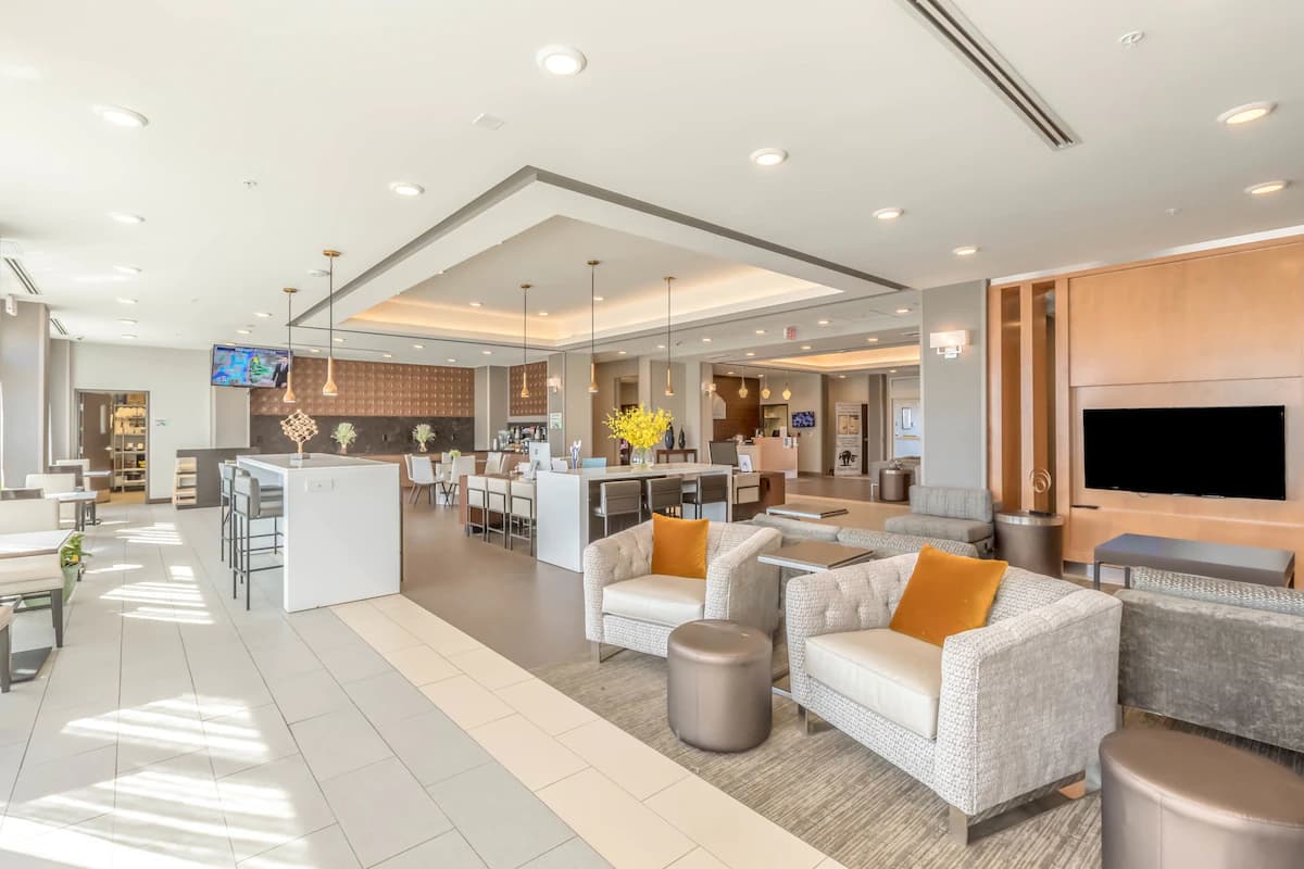 Wingate by Wyndham Loveland - Image 3