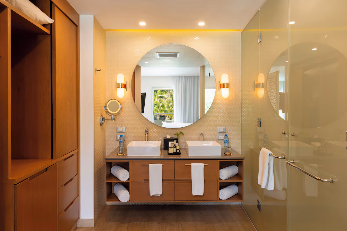 The Fives Beach Hotel & Residences - Image 7