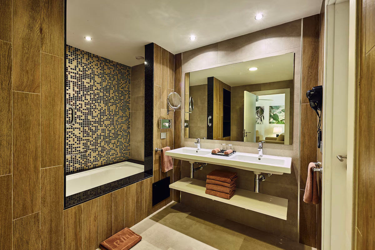 Hotel Riu Tequila - Image 9