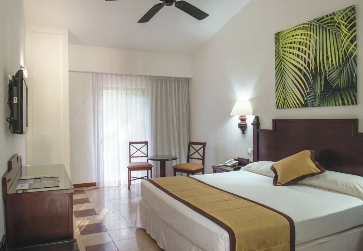 Hotel Riu Lupita - Image 6