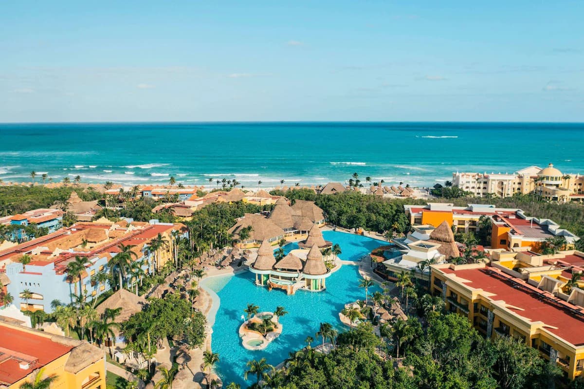 Iberostar Selection Paraíso Maya Suites - Image 1