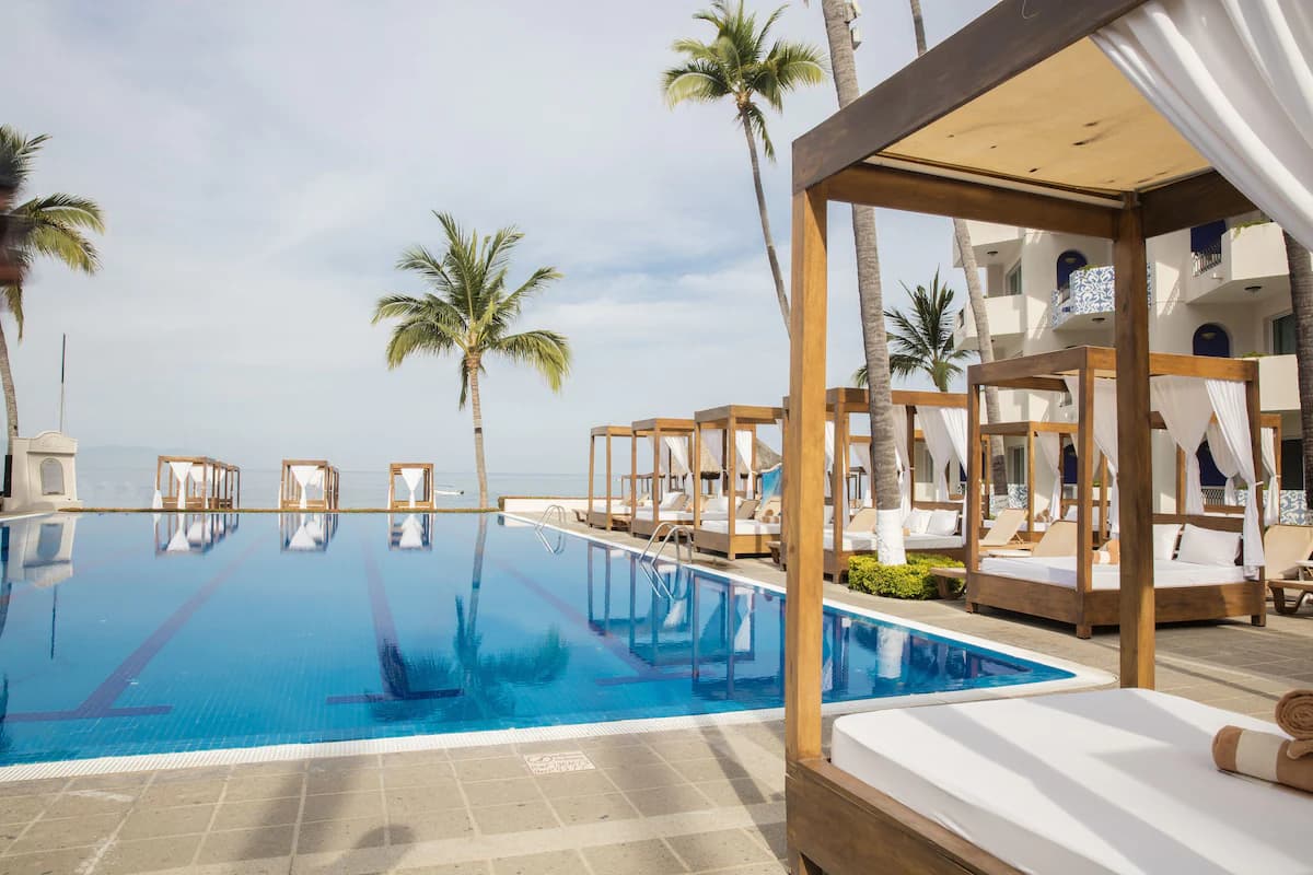 Crown Paradise Golden Puerto Vallarta - Image 9