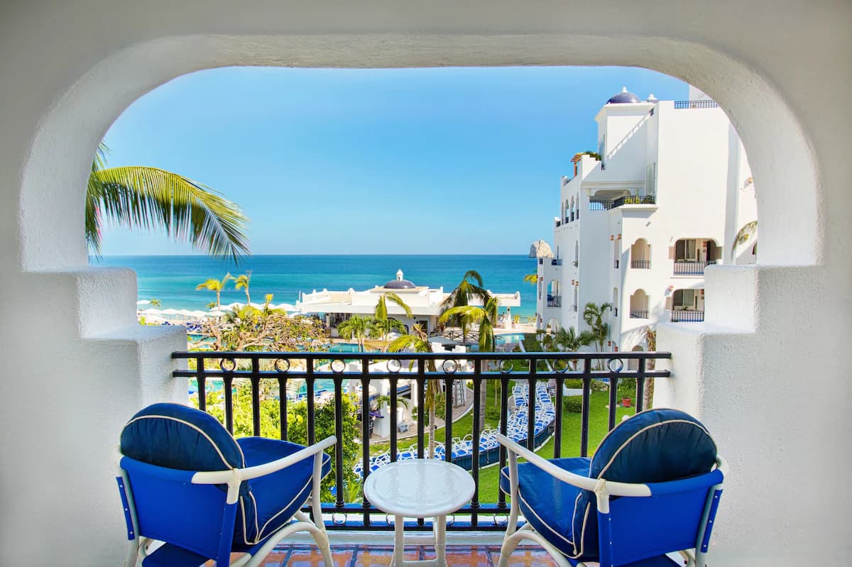 Pueblo Bonito Los Cabos Beach Resort - Image 8
