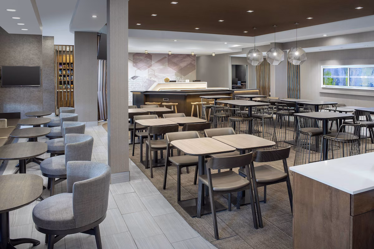 SpringHill Suites by Marriott Loveland Fort Collins/Windsor - Image 3