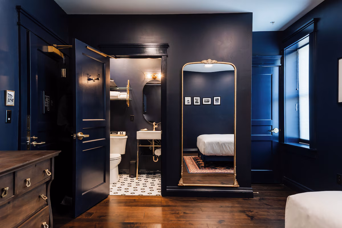 The Hotel Melrose - Image 9