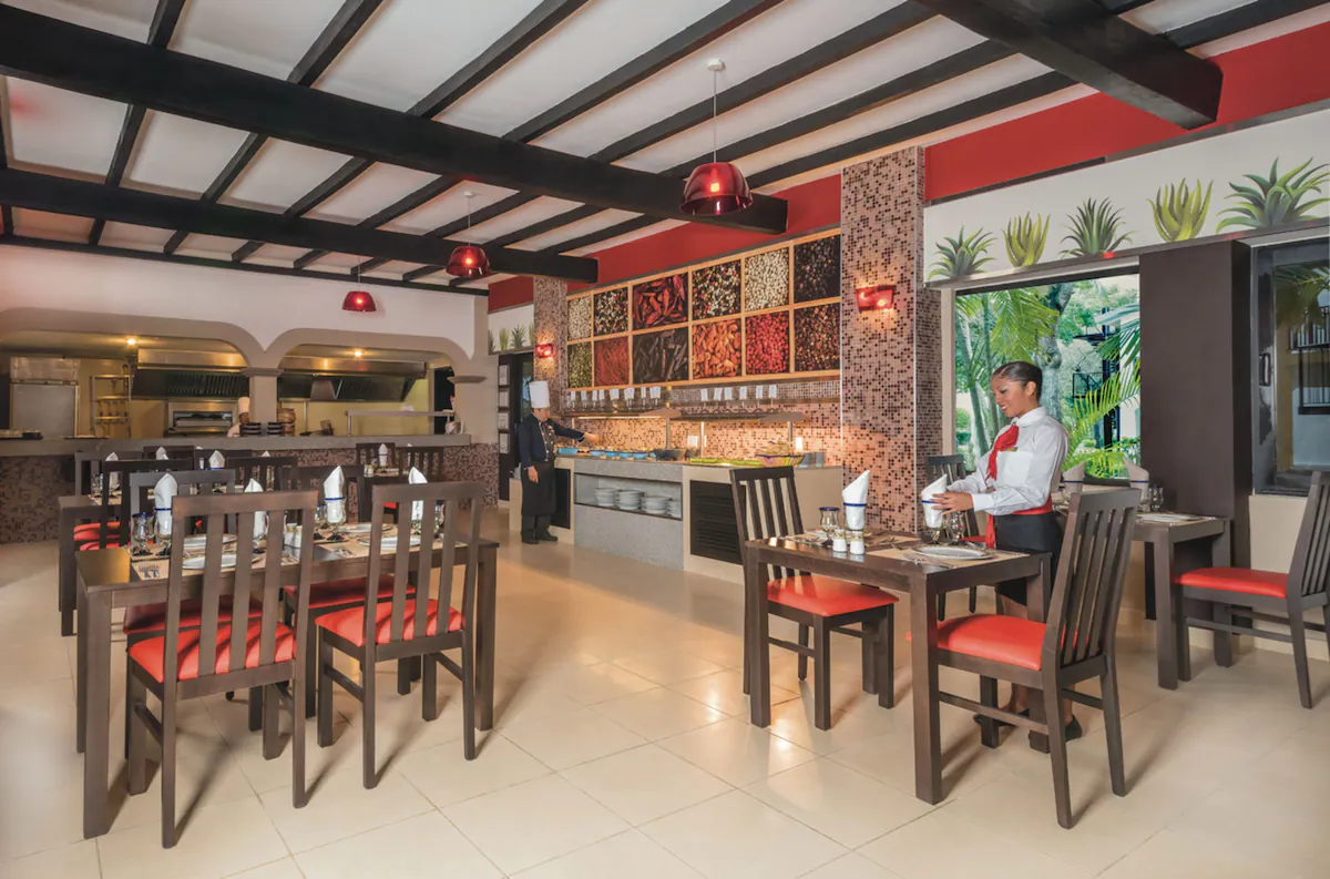 Hotel Riu Lupita - Image 4