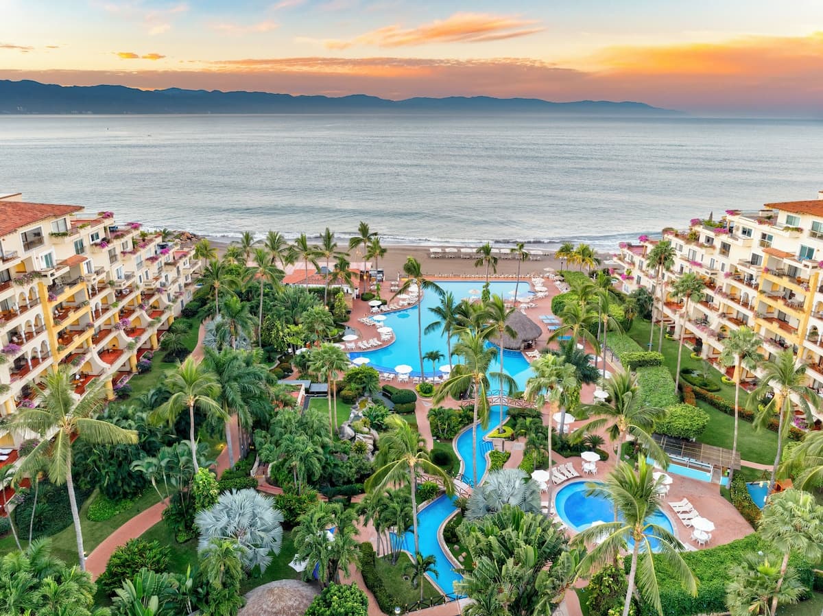 Velas Vallarta - Image 1