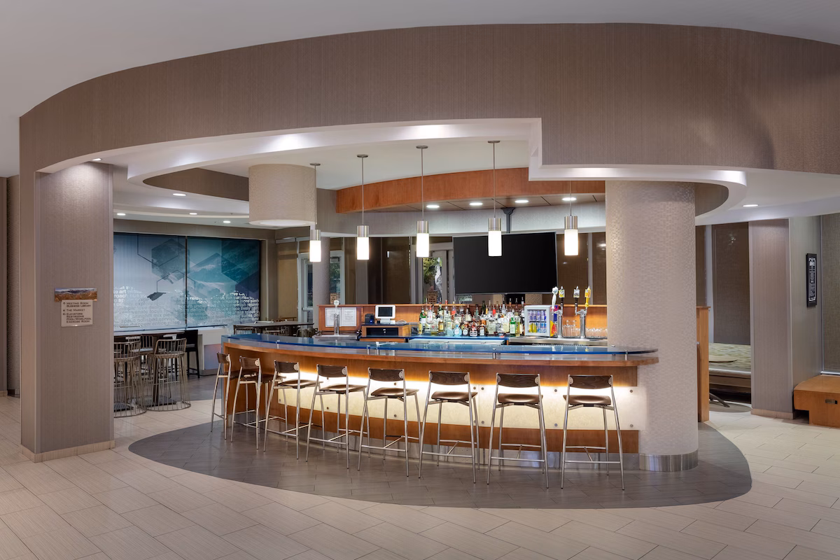 SpringHill Suites by Marriott Grand Junction Downtown/Historic Main St. - Image 4