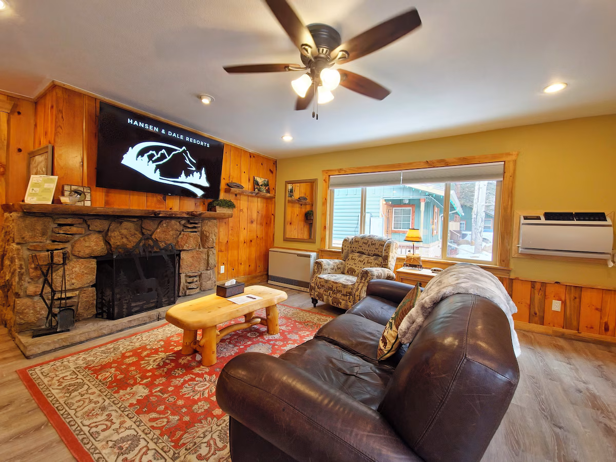 Stonebrook Resort - Adults Only - Image 2