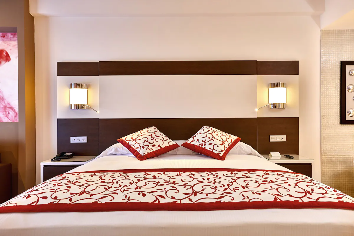 Hotel Riu Palace Costa Mujeres - Image 6