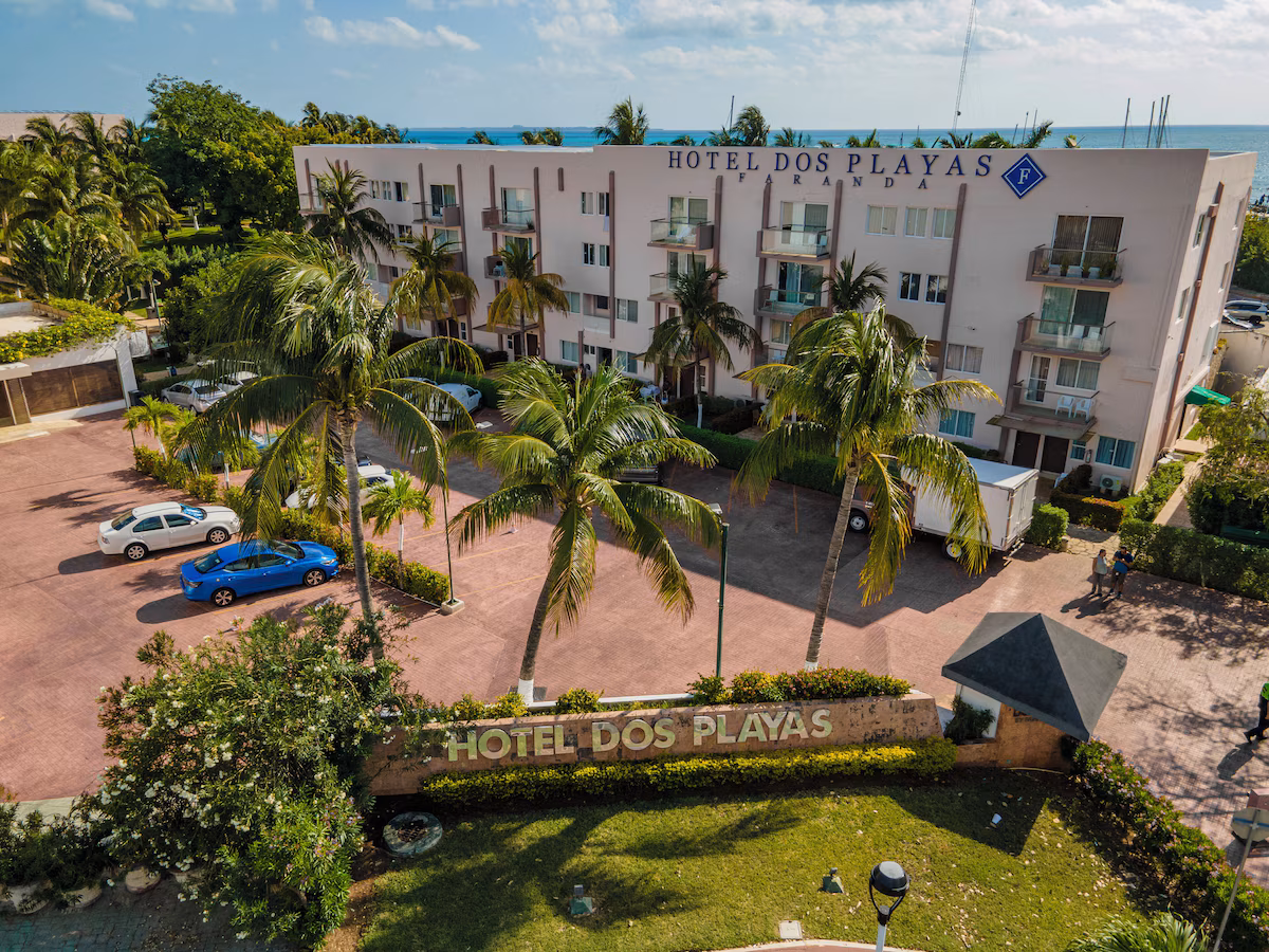 Hotel Dos Playas Faranda Cancún - Image 1