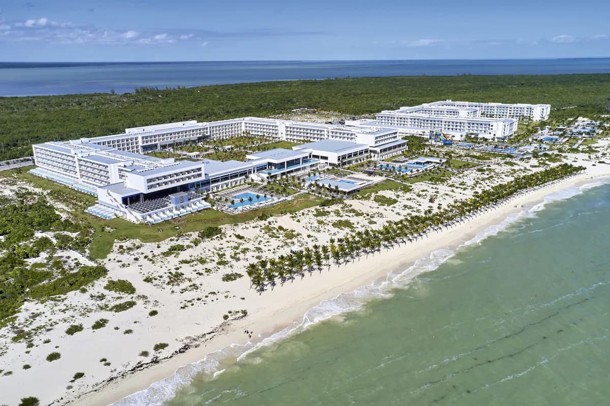 Hotel Riu Palace Costa Mujeres - Image 1
