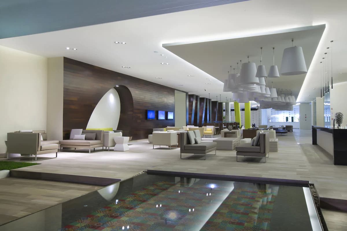 Krystal Grand Puerto Vallarta - Image 2