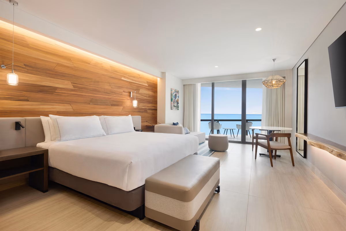 Hilton Cancun, an All-Inclusive Resort - Image 7