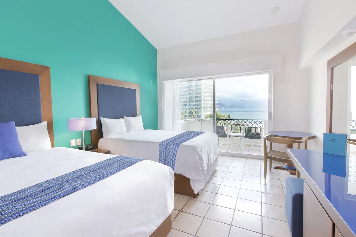 Crown Paradise Golden Puerto Vallarta - Image 6