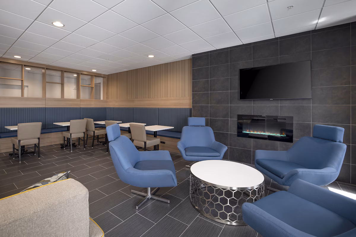 Microtel Inn & Suites by Wyndham Loveland - Image 3