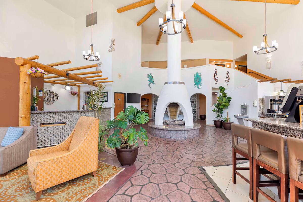 Best Western Kiva Inn - Image 2