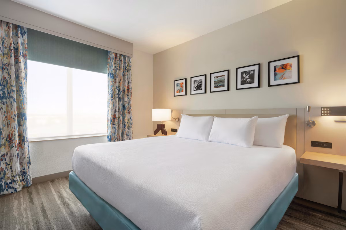 Hilton Garden Inn Fort Collins - Image 6