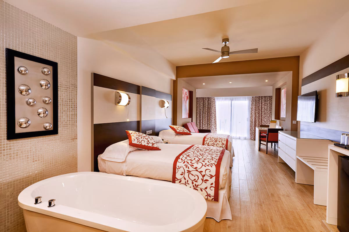 Hotel Riu Palace Costa Mujeres - Image 8