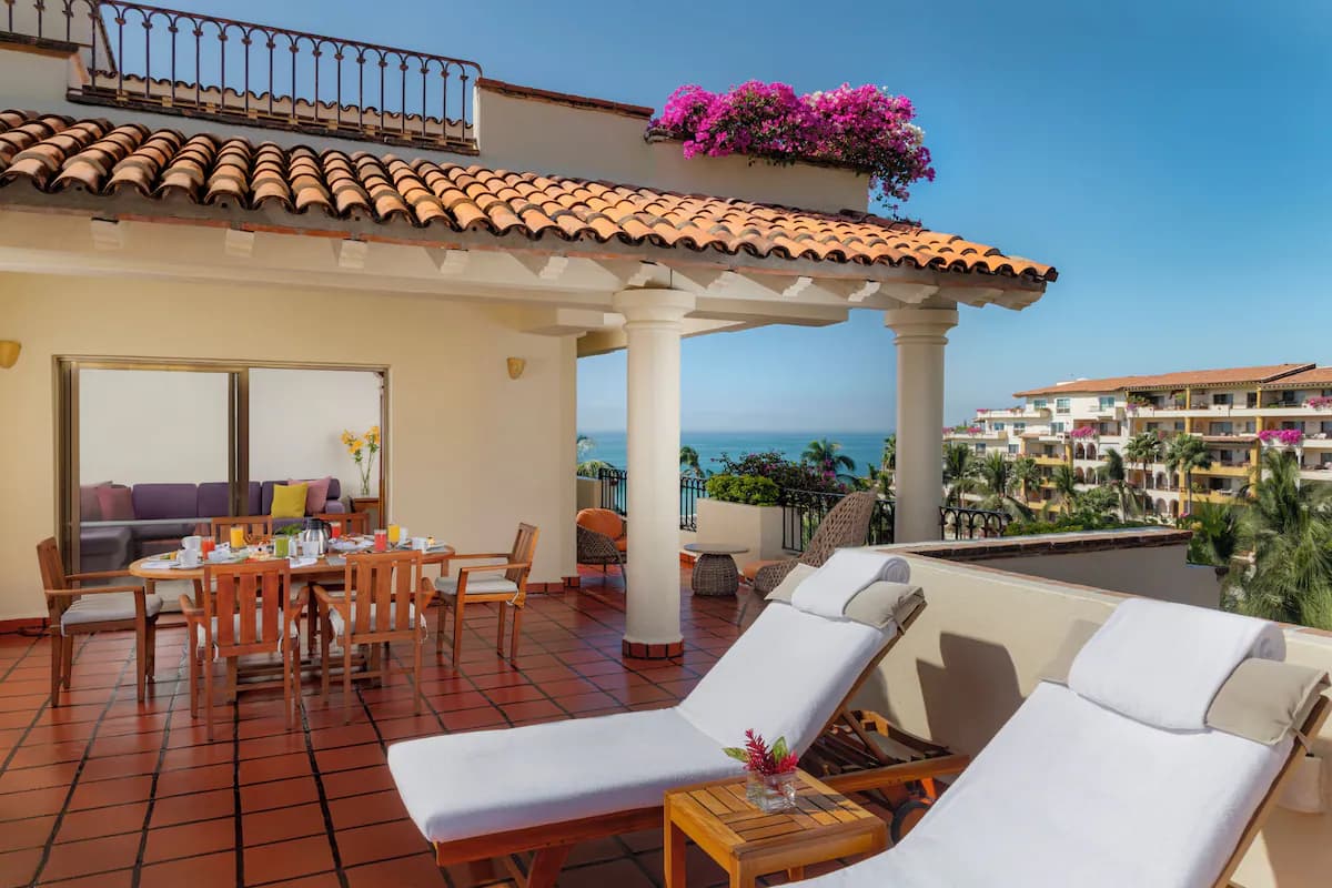 Velas Vallarta - Image 8