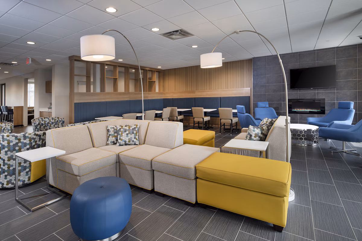 Microtel Inn & Suites by Wyndham Loveland - Image 2