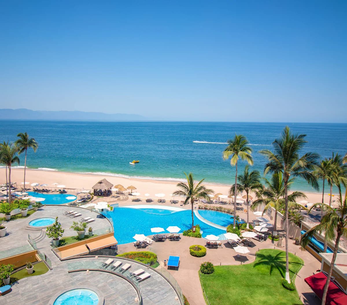 Sunset Plaza Beach Resort & Spa - Image 1