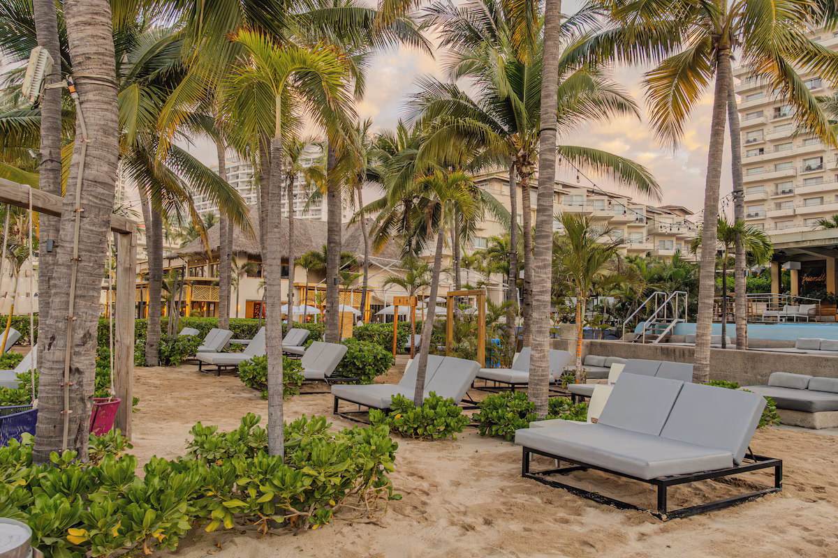 Hotel Friendly Fun Vallarta - Image 8