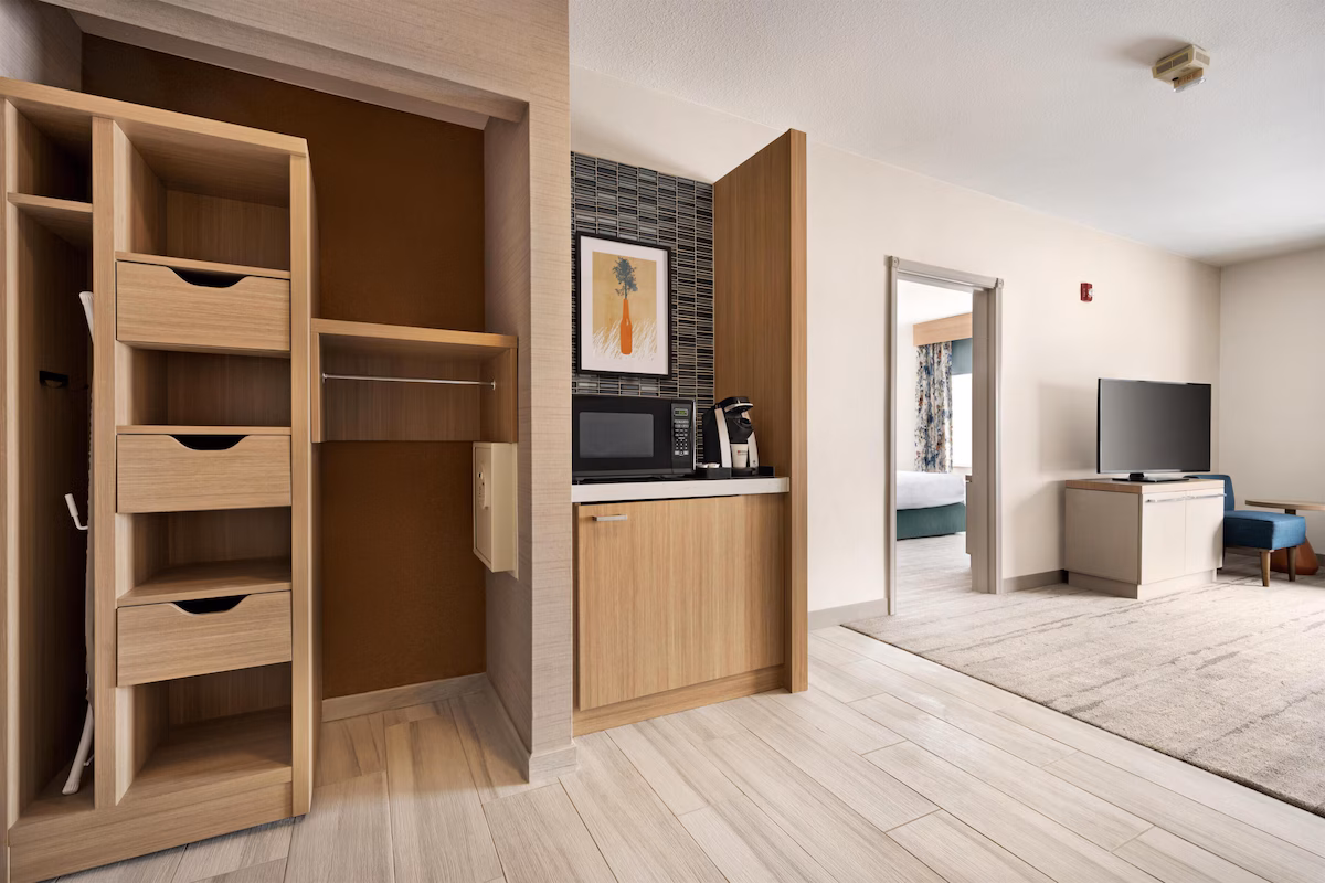 Hilton Garden Inn Fort Collins - Image 5