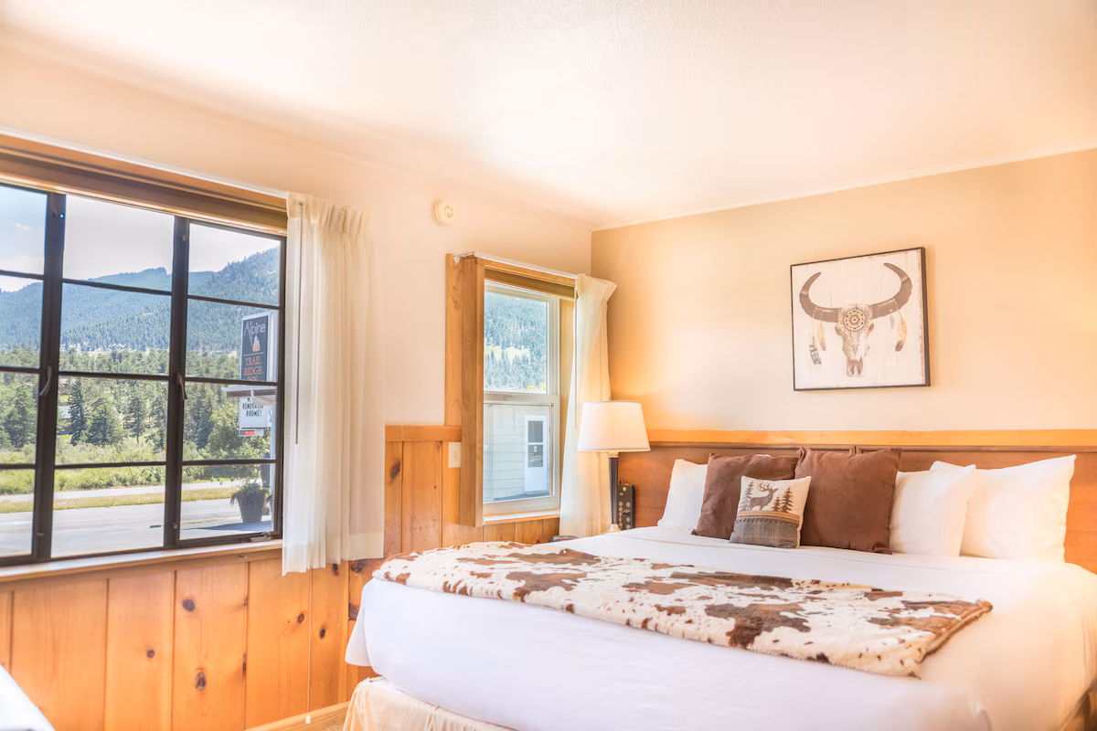 Alpine Trail Ridge Inn - Image 5