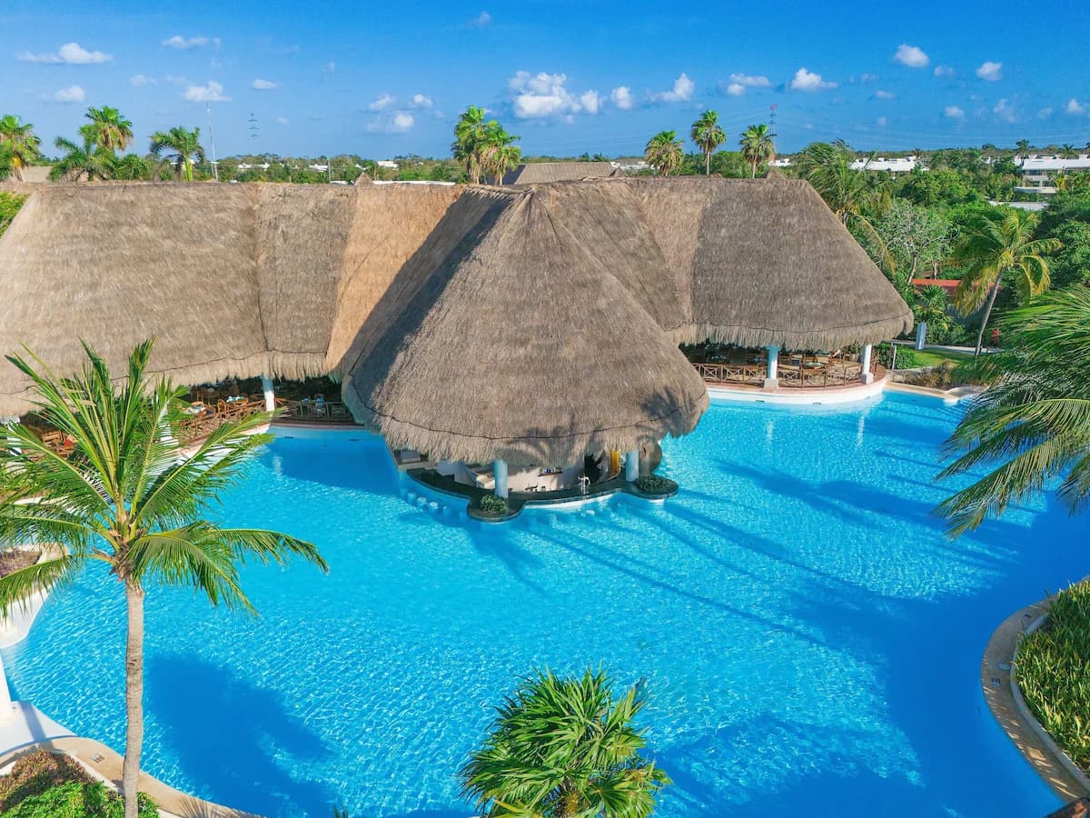 Grand Palladium Colonial Resort & Spa - All Inclusive - Image 11