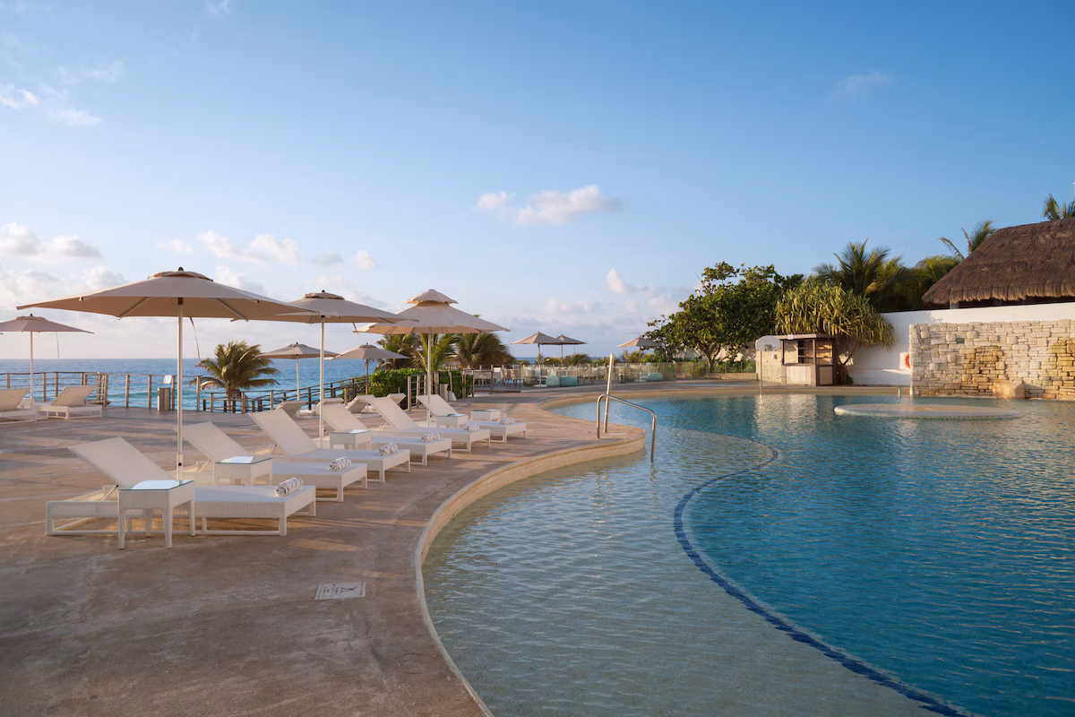 Sunset Royal Beach Resort - Image 11