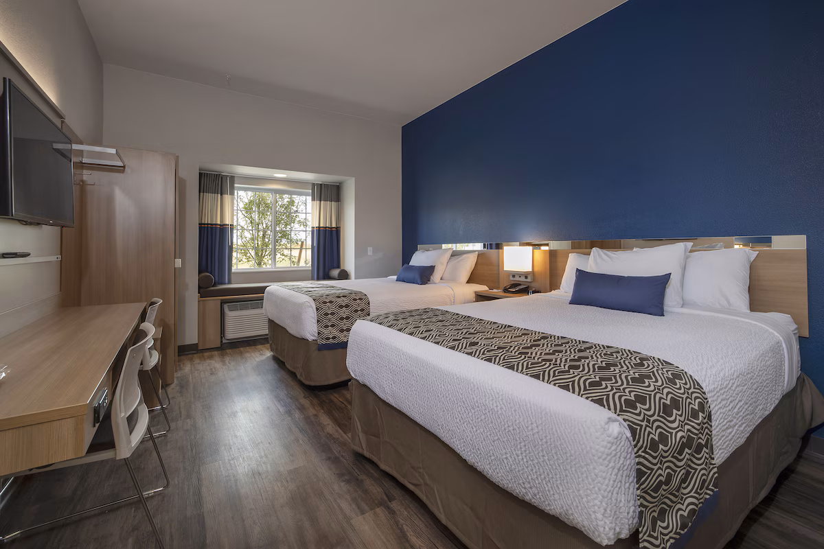 Microtel Inn & Suites by Wyndham Loveland - Image 7