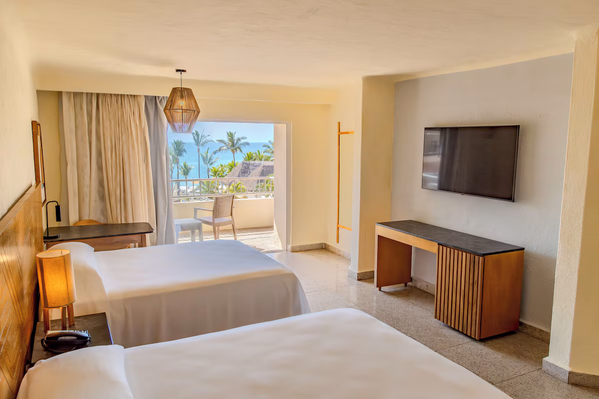 Hotel Friendly Fun Vallarta - Image 5