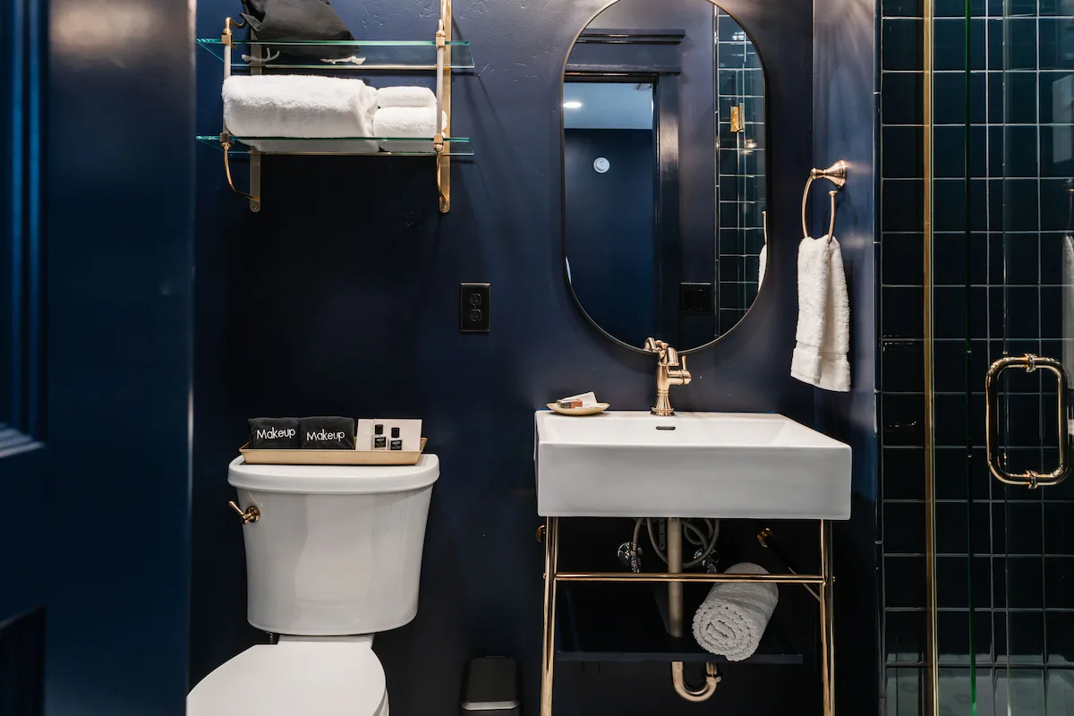 The Hotel Melrose - Image 10