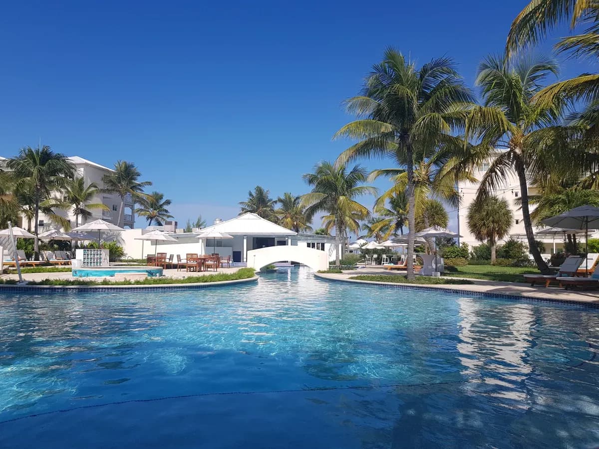 Alexandra Resort - Image 1